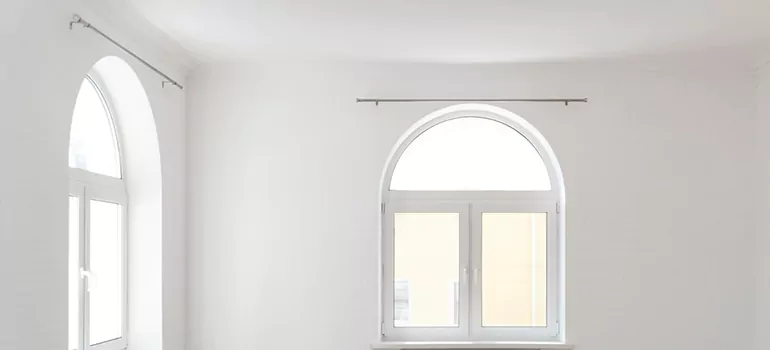 Small Hopper Window in Winter Park, FL